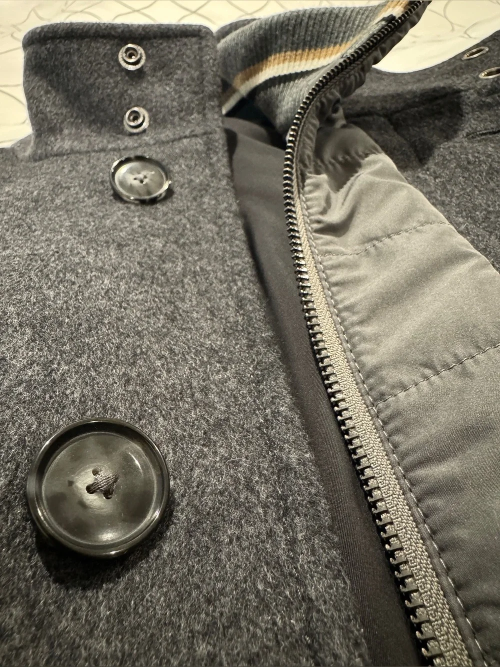 Hugo Boss Coxtan Wool-Cashmere Blend Coat in Medium Grey, 38R